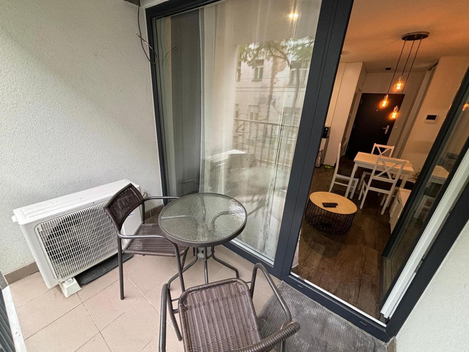 Apartman - Centrum บราติสลาวา ภายนอก รูปภาพ